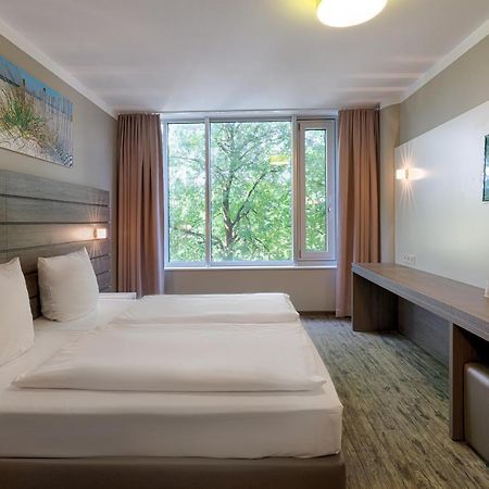 Tulip Inn Munchen Messe Екстер'єр фото